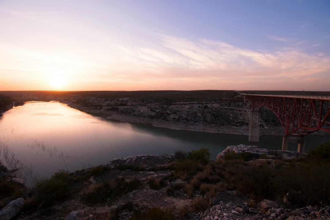 Especialistas alertan riesgo de conflictos sociales por el agua en Tamaulipas y Guanajuato