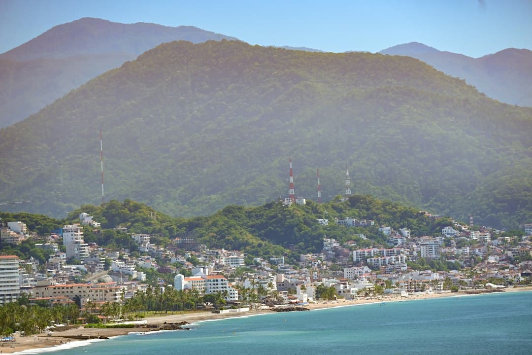 SEAPAL corta el agua en Puerto Vallarta por el huracán Simón y restablece el suministro el domingo