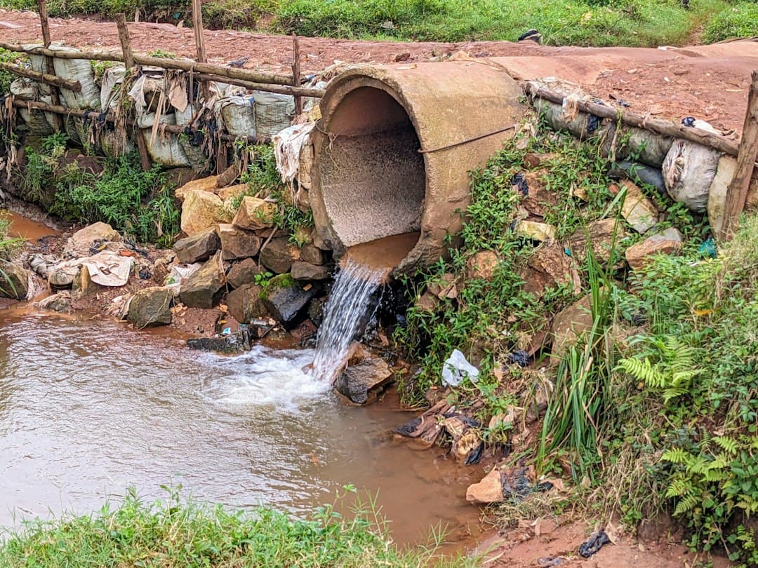 Megafuga en línea de 36 pulgadas deja sin agua a 21 colonias de Coacalco